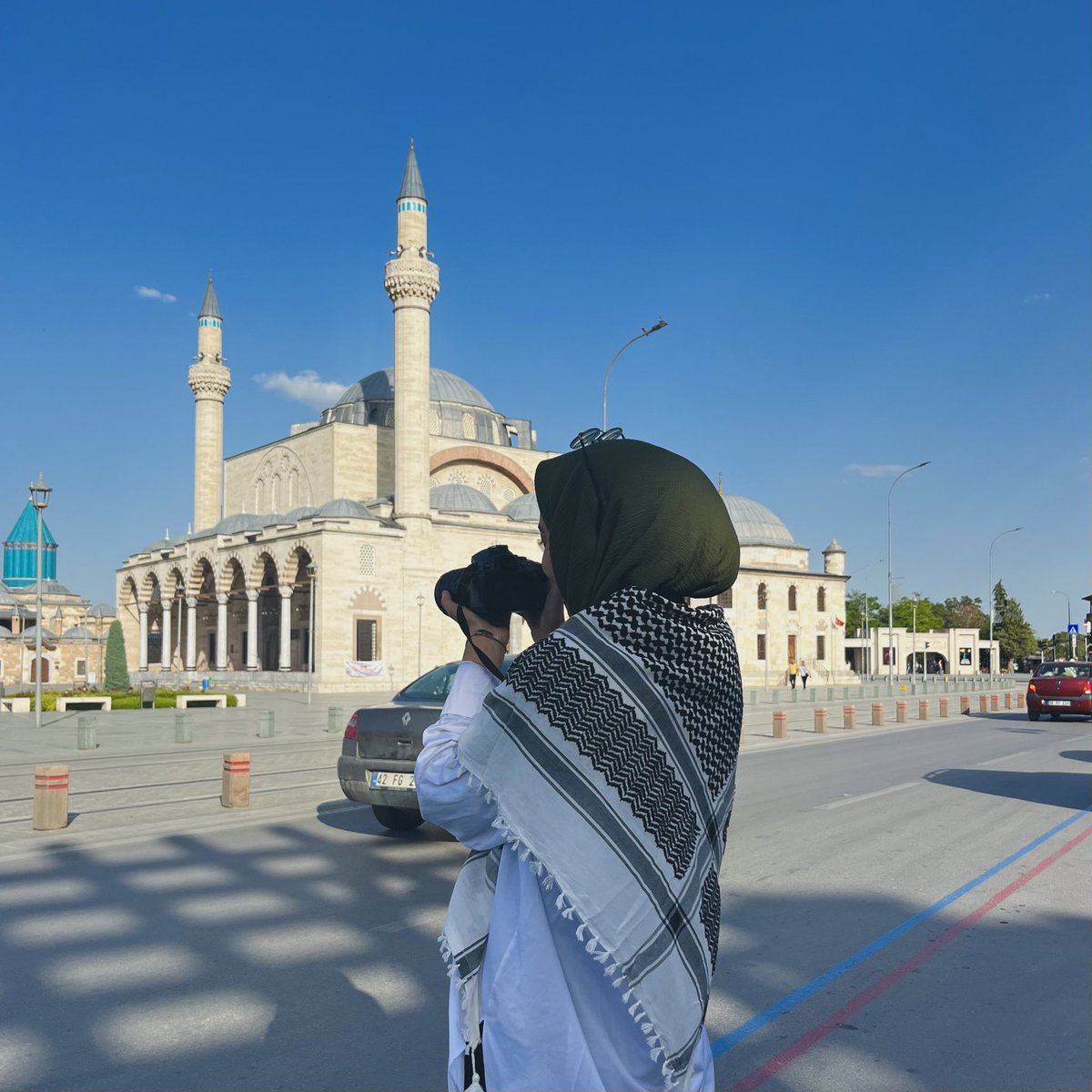 #white4humanity
<a href="/White4Humanity/">White For Humanity</a>