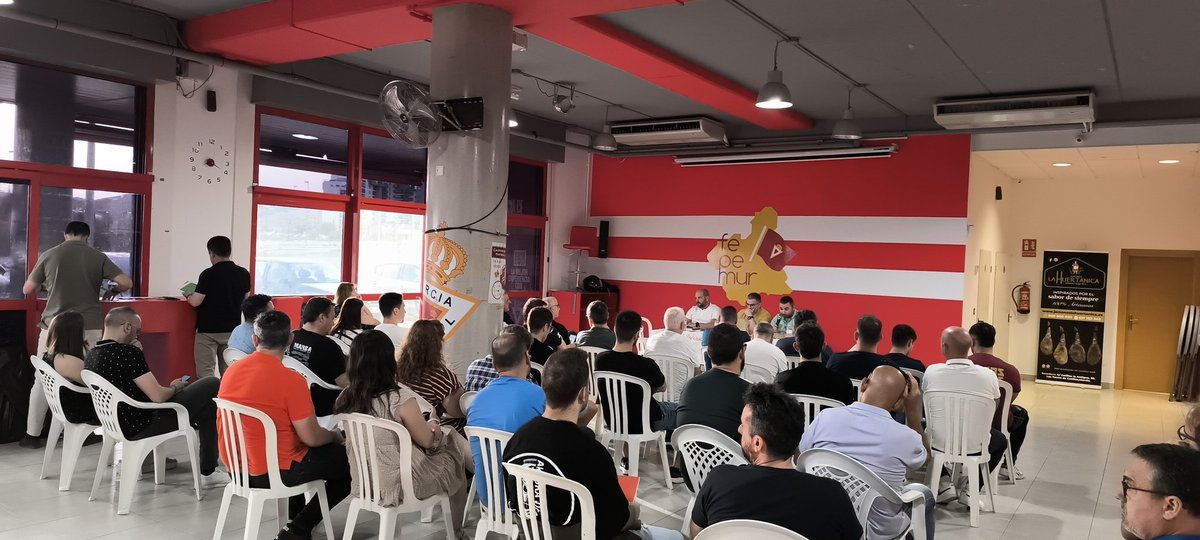 feperealmurcia's tweet photo. 🔴 ASAMBLEA ORDINARIA 🔴

Damos comienzo a esta asamblea junto a las presidentas y presidentes de la Federación. https://t.co/7WebTG5ena
