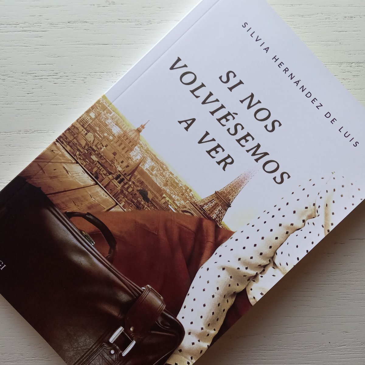 makinable's tweet image. Hoy nos ha contratado la escritora Silvia Hernández de Luis para que le editemos y publiquemos su próxima novela romántica. Makinable es, entre otras cosas, una editorial registrada con números ISBN y Depósito Legal. Publicamos en formato digital y papel #libros y #revistas.