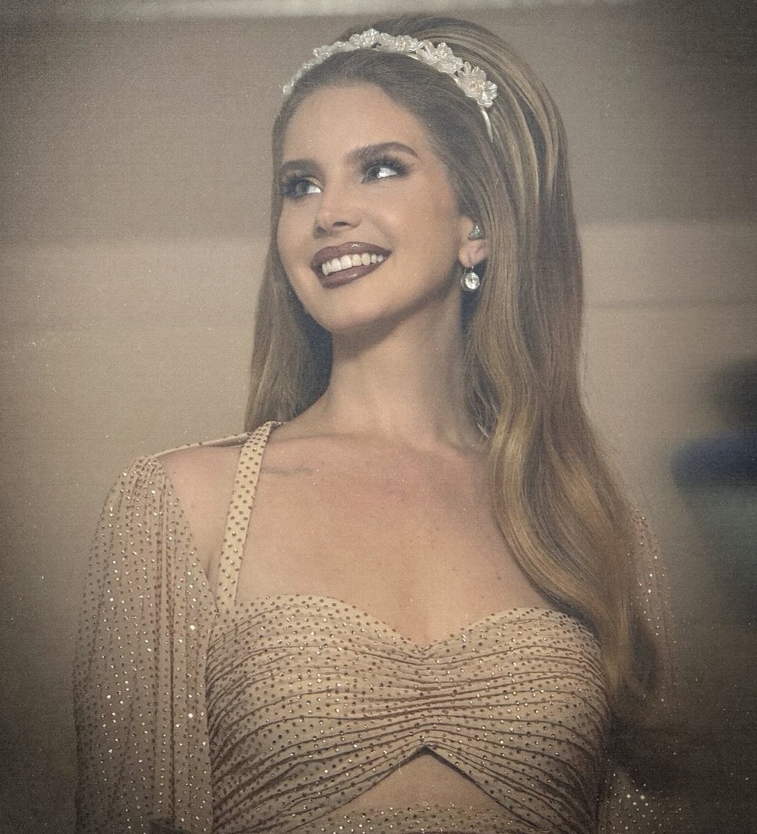 Lana Core tweet media