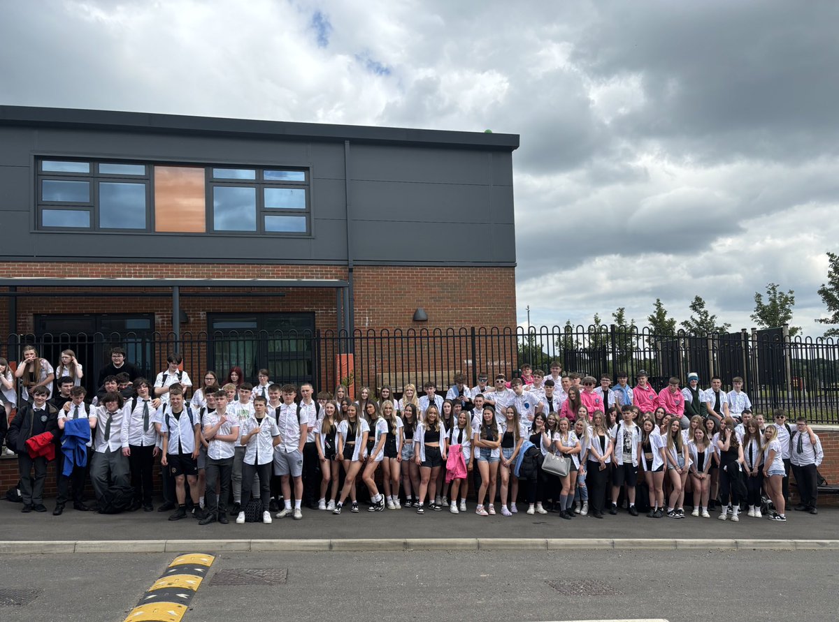 Megan Branniff tweet media