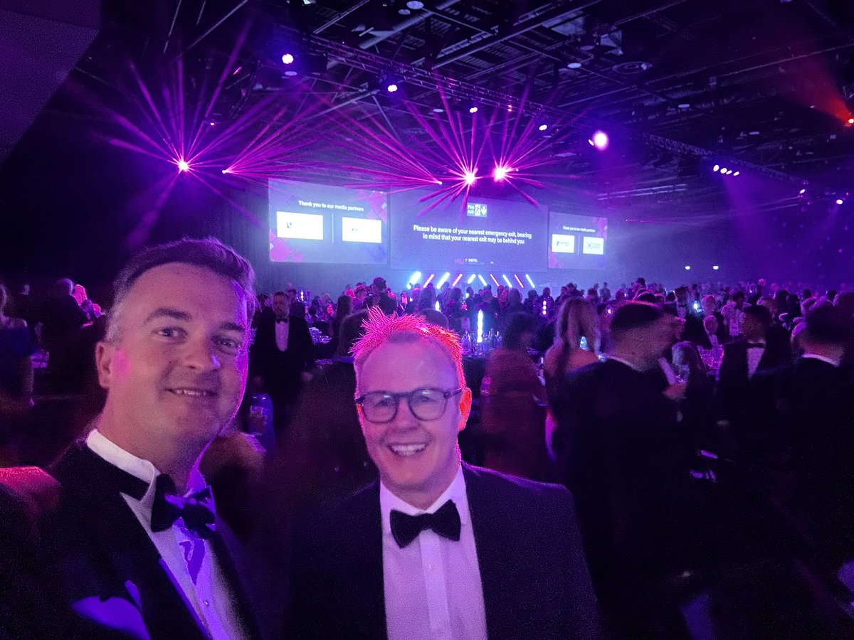 Andy Williams tweet media