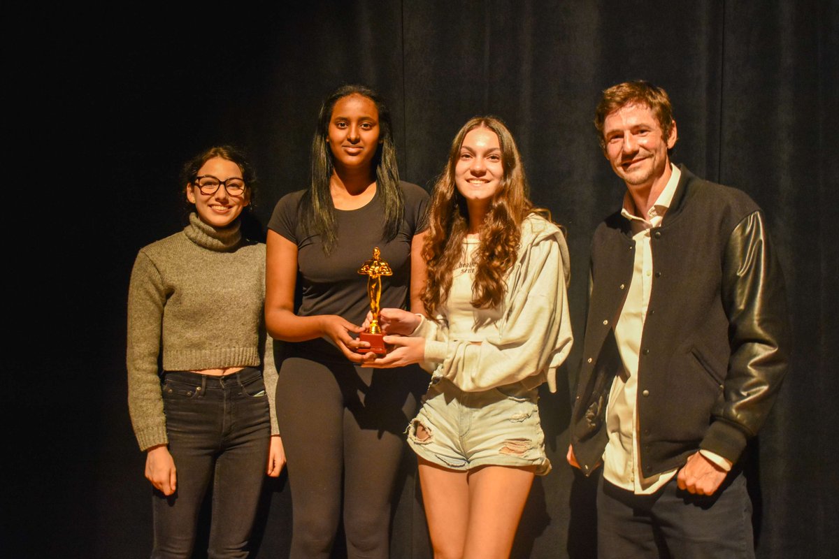 halifaxgrammar's tweet image. Grammar held its 9th Annual Film Gala on Thursday, May 23, featuring 42 films created by our Grades 9 and 10 Film Studies students. Missed the Gala? No worries! Head over to the link in our bio to watch the films.

youtube.com/watch?v=DK-n6A…

#HalifaxGrammar #GrammarArts #FilmGala