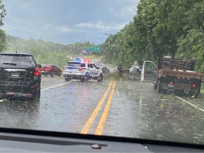 Anne77Che's tweet image. I hope everyone in Maryland is safe. I was really worried about last night's storm and tornado. It must have been a frightening experience, and I hope there wasn't too much damage. 😢😢