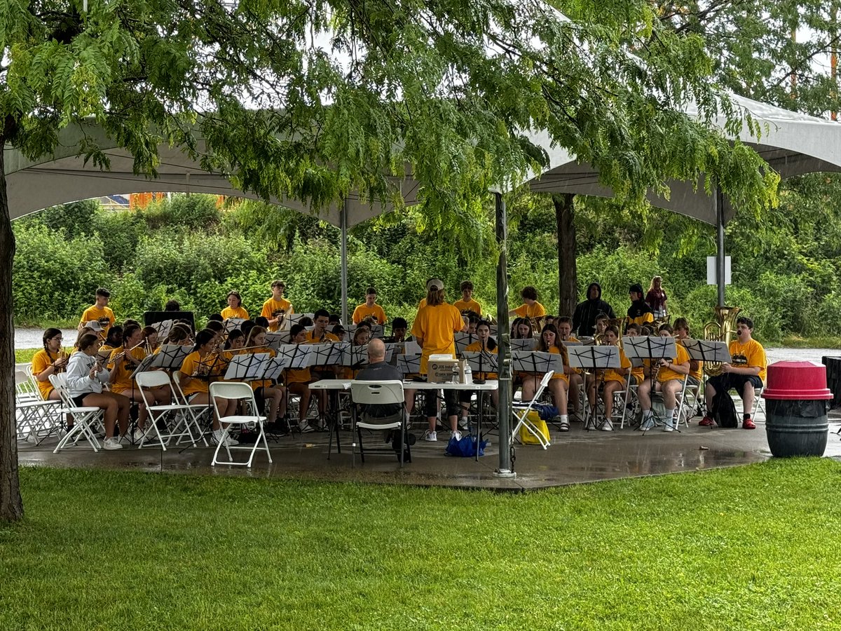 dschuessler3's tweet photo. @CamillusMiddle 8th Grade Orchestra, Concert Band &amp; Concert Choir representing today at the Seabreeze Music Festival!! Rain, no problem, CMS knows how to SHINE💙💛🎶 @WGFineArts @WestGeneseeCSD @McBandWG @BernerTracy @jdbillscnzm #wgsings #wgband #wgorchestra https://t.co/DqtfBhTeGH