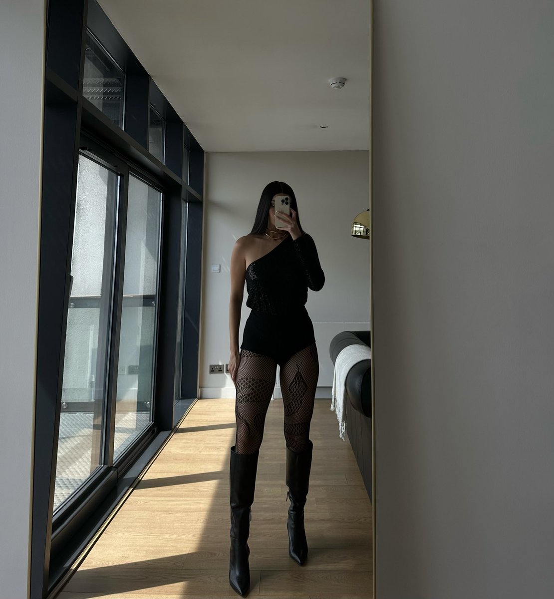 ellieokwilson's tweet photo. My rapist said I “wouldn’t amount to anything”, so I put him behind bars, spoke out in the media, brought changes to the justice system, graduated with top grades… and tomorrow I’m seeing Taylor Swift! So, in the words of the legend herself: look what you made me do 😉 #ErasTour https://t.co/cvQOAFFQNF