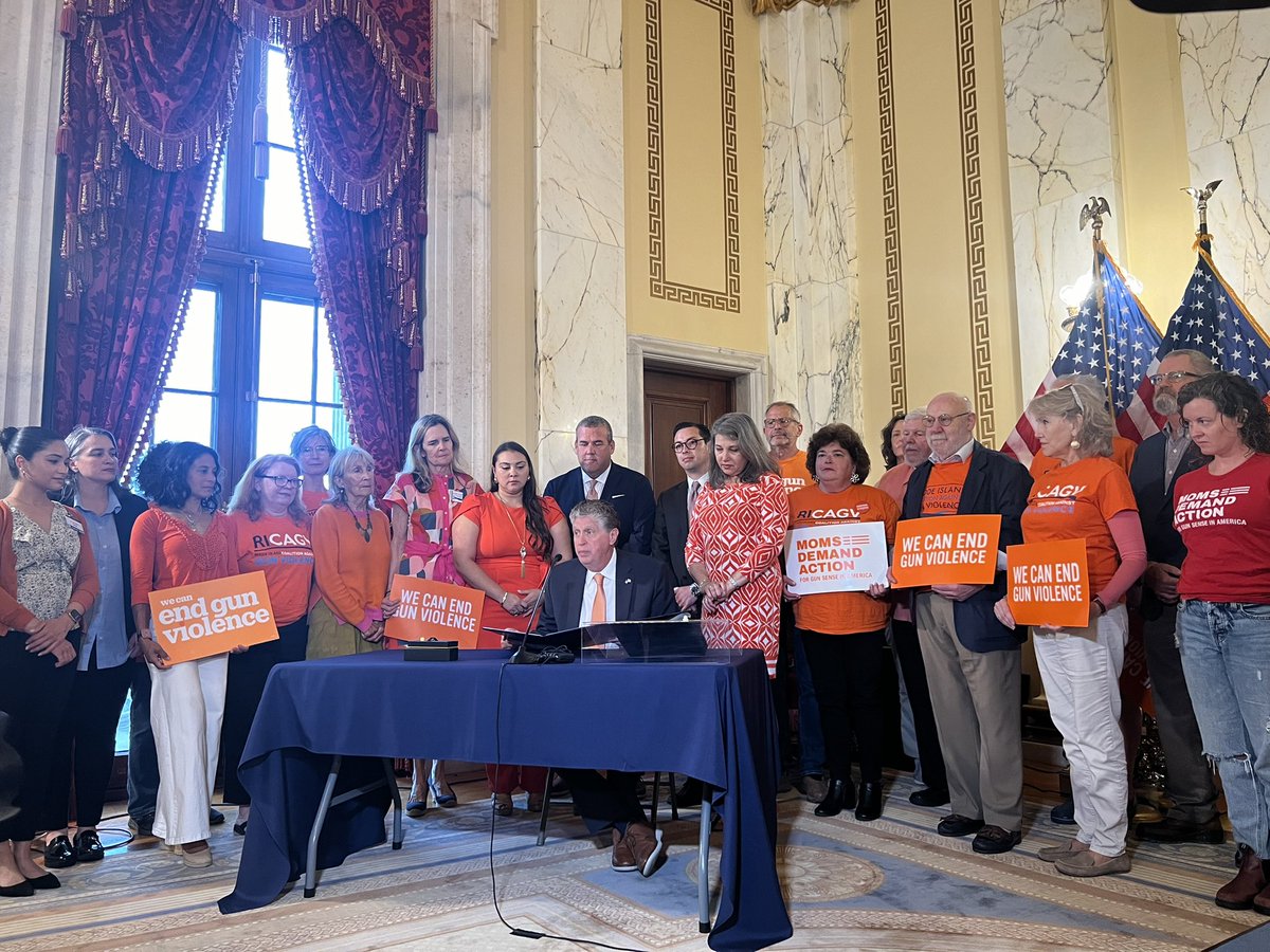 RISecState's tweet photo. Secretary Amore was proud to join @GovDanMcKee as he signed a proclamation declaring June 7 as National Gun Violence Awareness Day. We have a responsibility to work together to end gun violence. https://t.co/jnyLAL2ftF