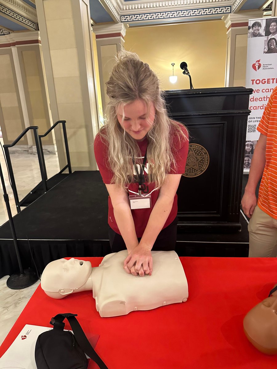 .<a href="/kellymax28/">Kelly Maxwell</a> is our American Heart MVP! 

Starting tonight for <a href="/OU_Softball/">Oklahoma Softball</a> in the #WCWS, Kelly has been an advocate for CPR in schools, supporting our mission of being a relentless force for a world of longer, healthier lives.

Good luck tonight, Kelly ❤️🥎