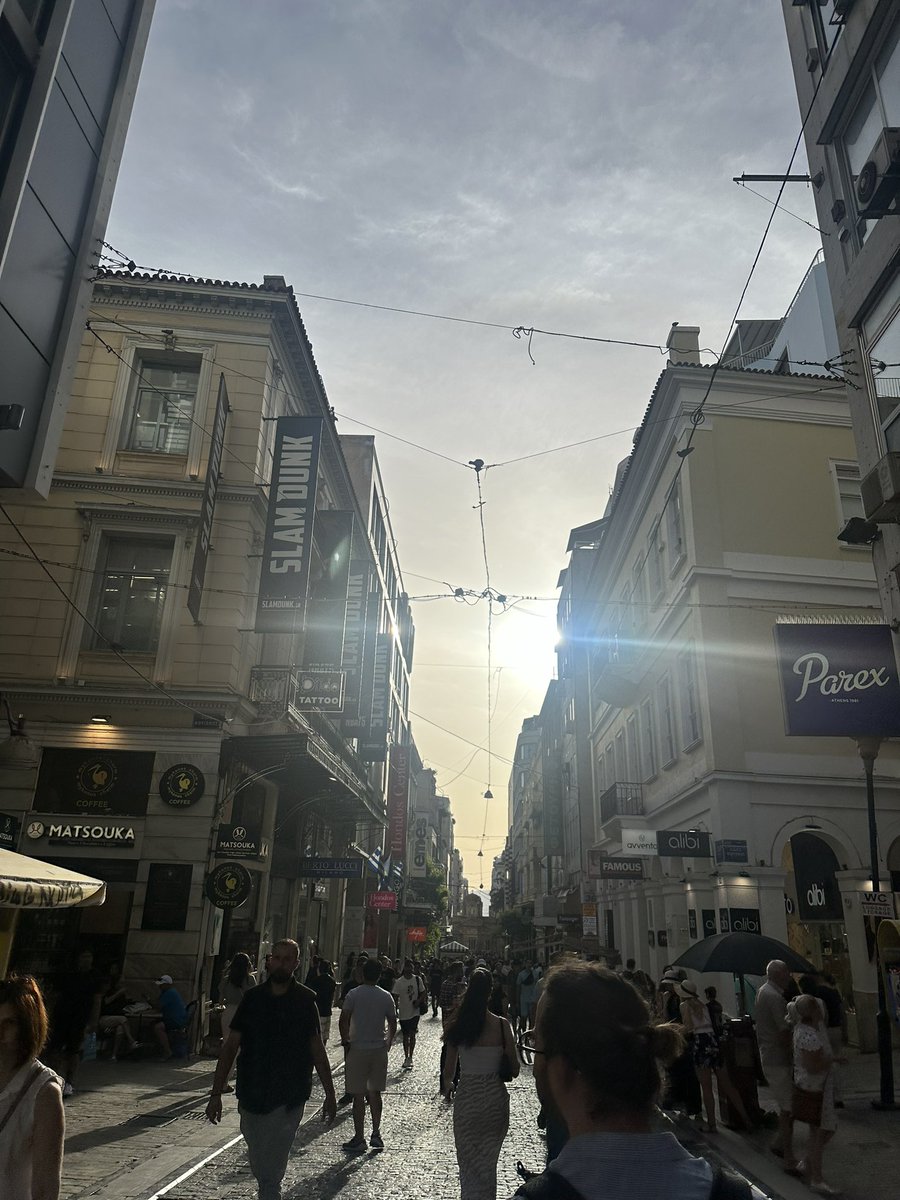 หนูอยากกลับไทย อยากกินส้มตำ 😜