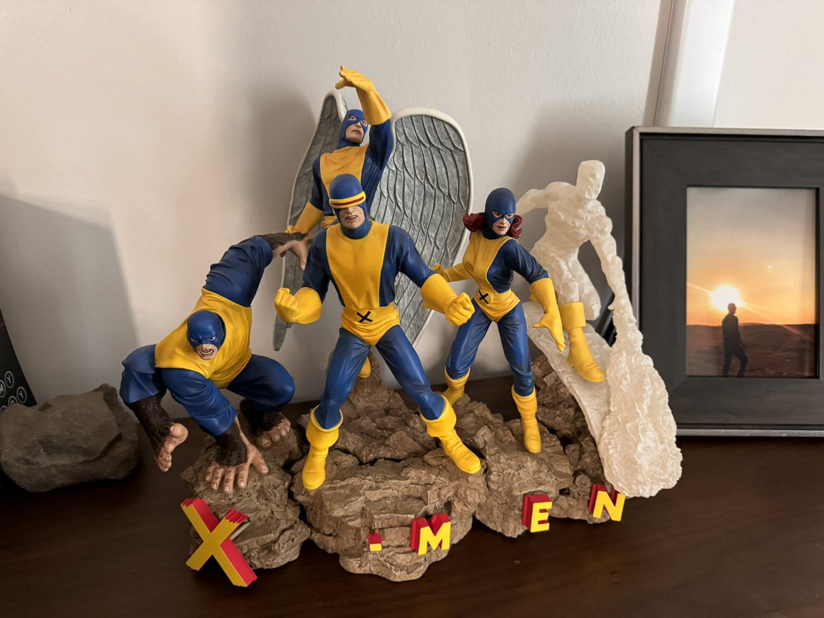 BeauDemayo's tweet photo. Got #xmen97 https://t.co/bUHHD2v5e8