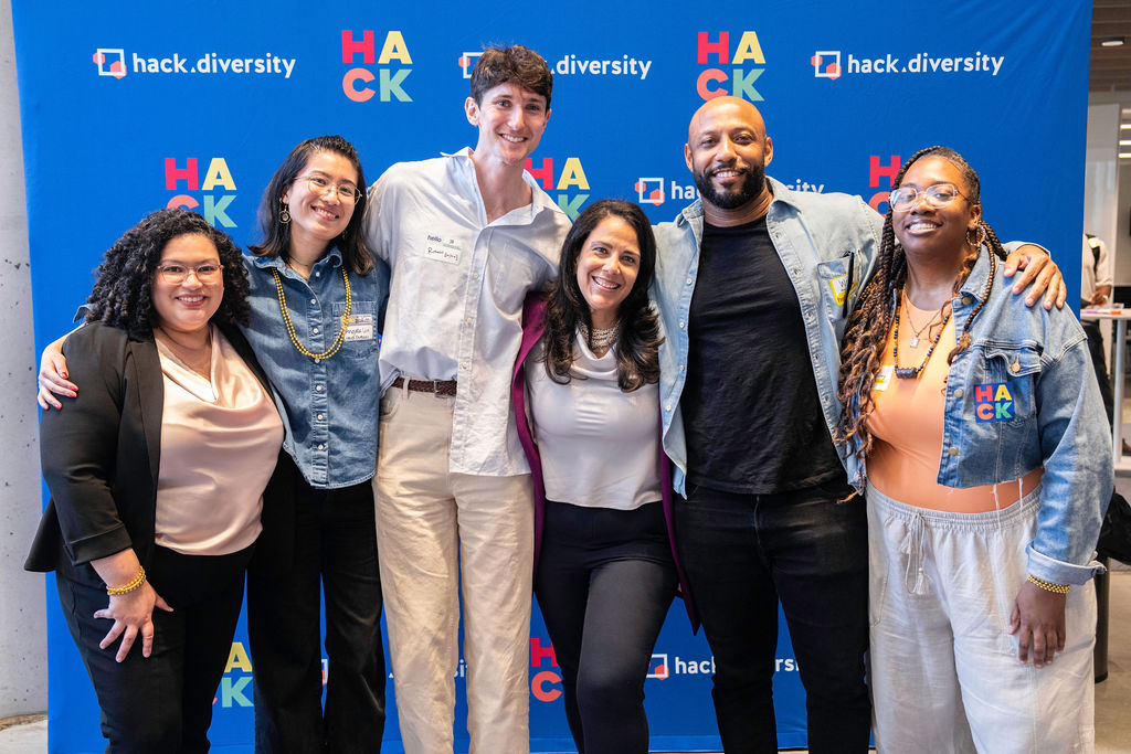Hack_Diversity's tweet photo. #HackDiversity was in full force for #NYTechWeek! ๐ฝ We dug into the longstanding debate: does AI eliminate or amplify bias in hiring? TY to our panelists:
๐ Daniel Nissani, @Salesforce
๐ Ramya Kamalanathan, @CushWake
๐ Cherae Robinson, @Flybridge
๐ Luis Jorge, Hack.Diversity https://t.co/uMT3WfKhyz