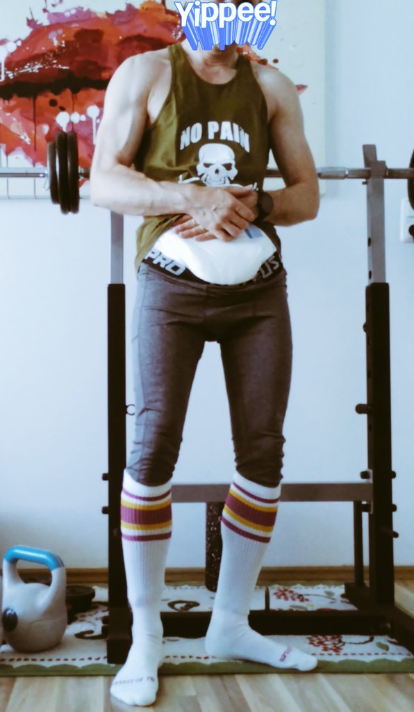 _maxiMax_2707's tweet photo. Workout done, time for a daiper change.
#abdl #daiperaustria #daiperboy #gayboyaustria #gay #windel #daipers https://t.co/o5JMf1AMKo