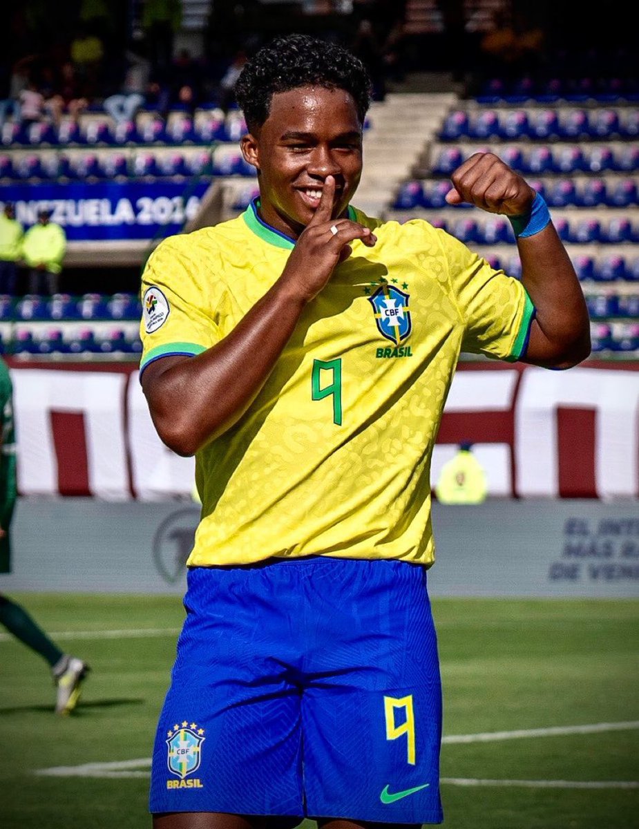 SrNaninho's tweet photo. Endrick va a ser el 9 de Brasil con 17 años. https://t.co/Am3531y0Ry