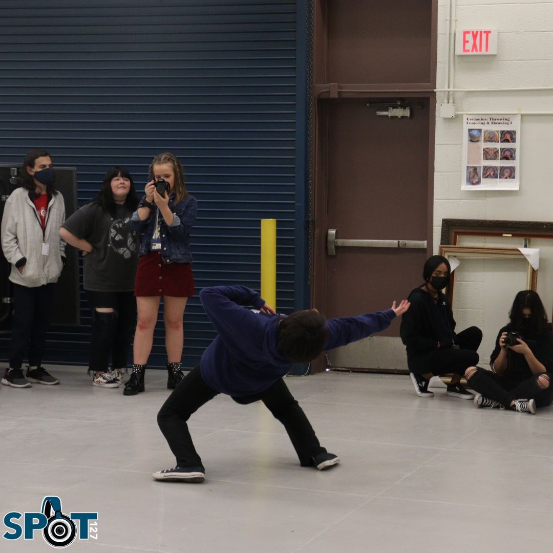 SPOT127's tweet photo. Explore what it takes to film a video, edit a photo and record your own audio at a @spot127 summer bootcamp. Sign up here: https://t.co/djkffUQZIW https://t.co/f22FwDbLlg
