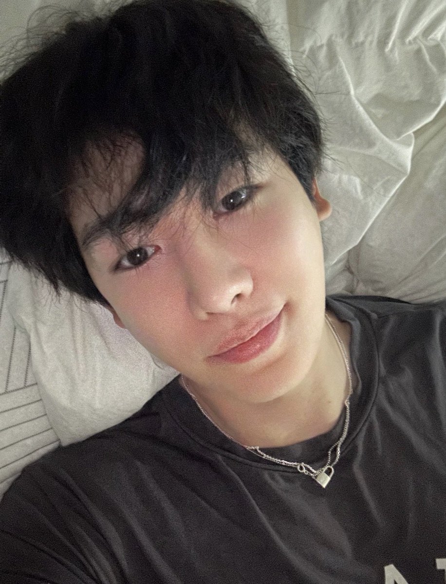 wnhpics's tweet photo. 240606 fancafe update https://t.co/uSHcFXIUEW