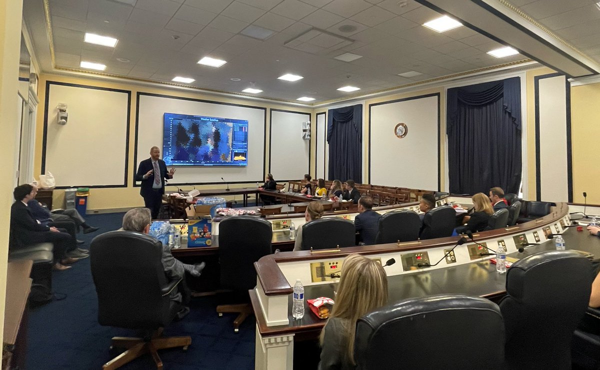 exoanalytic's tweet image. Grateful to @RepDLamborn&apos;s office for organizing yesterday&apos;s briefing by ExoAnalytic on dynamic space operations at GEO for the House Space Force Caucus in Washington DC. Important discussions shaping a more secure space future! #DynamicSpaceOperations #SDA
