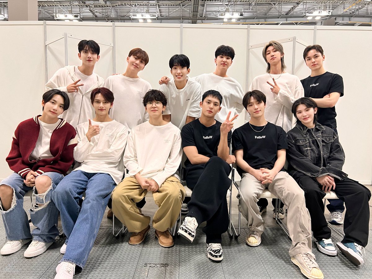 babylhazom's tweet photo. my forever thirteen🫶🏻1️⃣7️⃣
#scoups #jeonghan #joshua #jun #hoshi #wonwoo #woozi #the8 #mingyu #dk #seungkwan #vernon #dino #Seventeen #pledis #viral https://t.co/YtMEMjmXwU