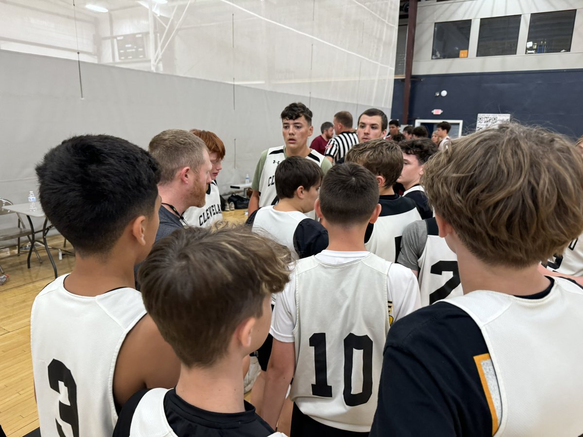 CHSPantherBball's tweet photo. Big shoutout to Coach Murphree, Coach Dean, and our Junior High Team. After two days they left Supreme Courts with a 2-1-1 record. In their final game of the day, they played 5A Guntersville’s 9th grade team and ended up finishing in a tie. Super proud of these guys hard work. https://t.co/PJ3uKohgFk