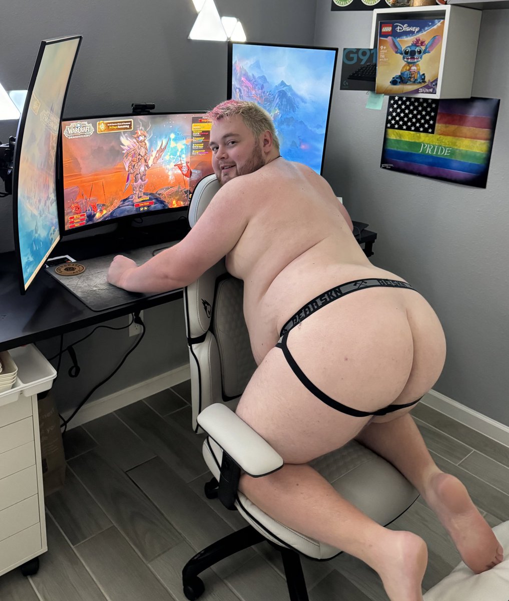 Just a hunter doing hunter things ☺️

BM Hunter uWu