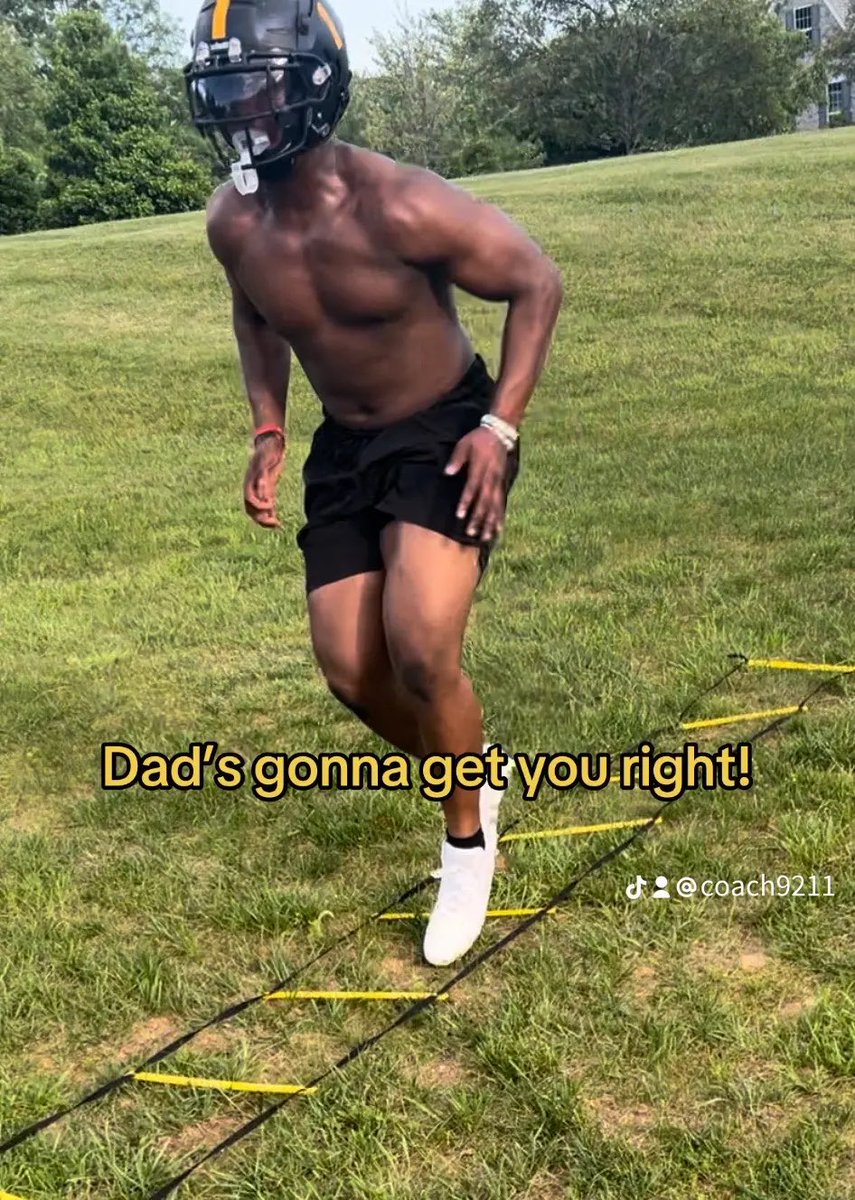 3-week Bootcamp before OTAs!!! Season gonna be crazy Scrap!!! #daddyball #football <a href="/dwaynetgreenjr/">Dwayne Green Jr.</a>