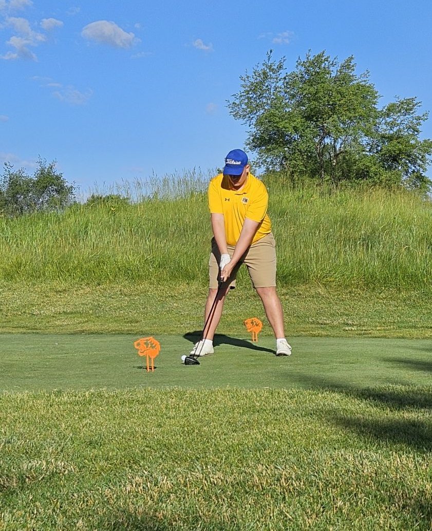golfercaden56's tweet photo. Shot a 76 this morning at the Regional tournament in my final round as a Knight, a bittersweet way for it to end but still have a lot of golf ahead of me. Excited to start a new chapter at Franklin in the fall! https://t.co/IukA3lbyNA