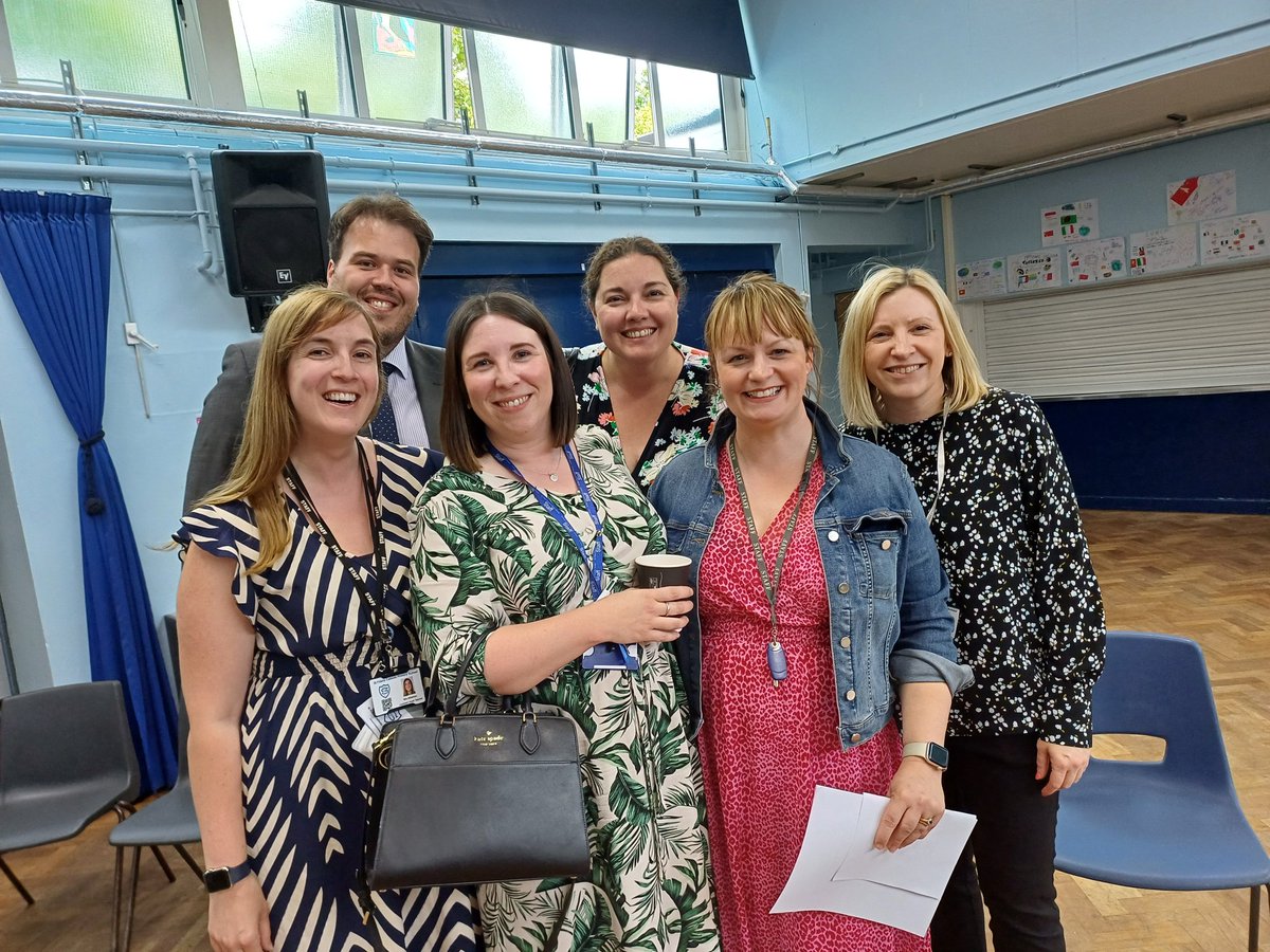 MrsDH8's tweet photo. Delighted to have been invited to attend the Bexley Catholic Educators' Mass tonight and to meet up with some of the wonderful leaders and staff I have had the pleasure to work with over the years. @headstfidelis A wonderful celebration of service to the children of Bexley. https://t.co/cgHk5CHbVq
