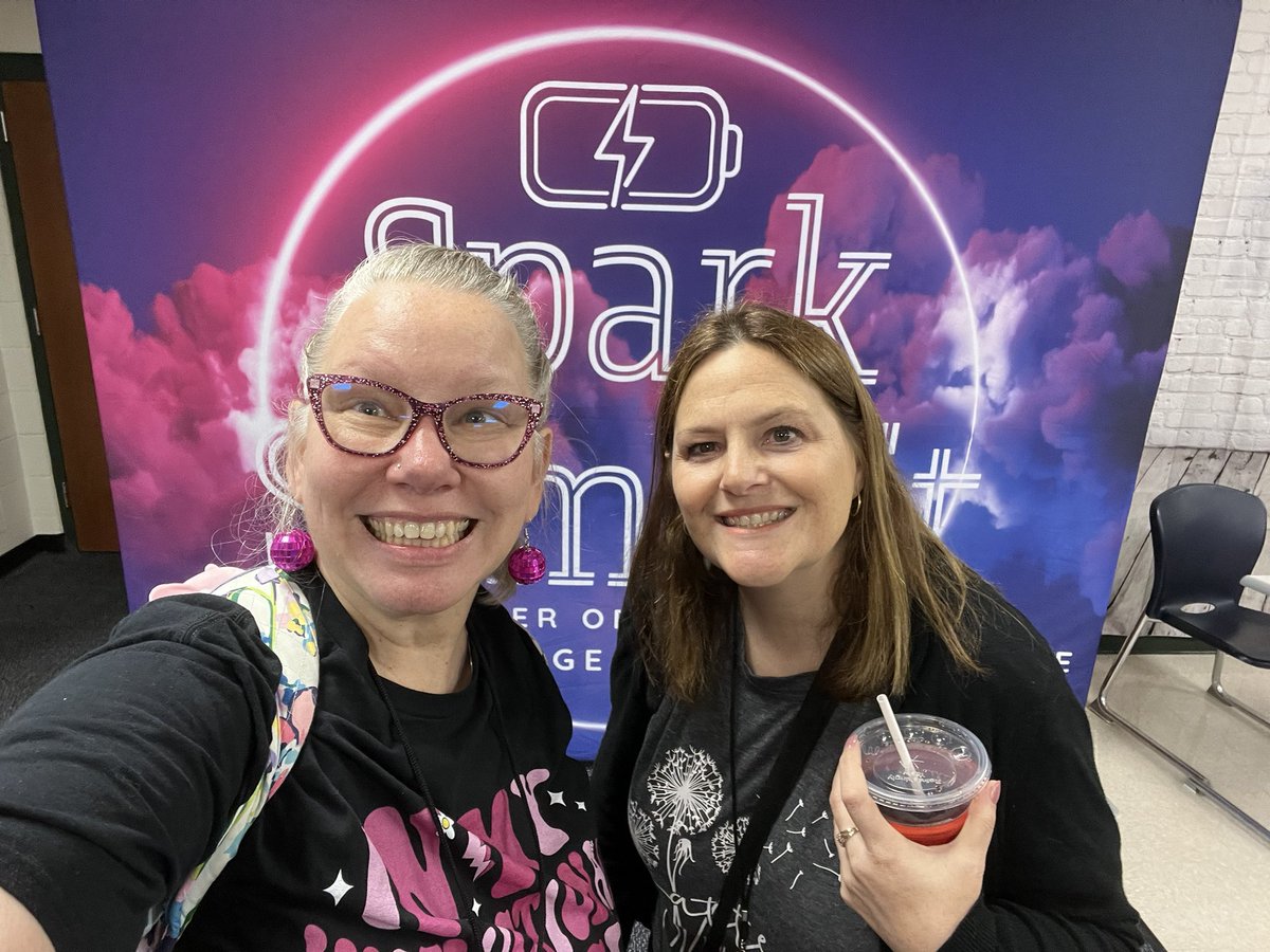 146reads1's tweet image. We are in our teacher era at the #sparksummit thanks to @nadinegilkison and her amazing Swifties!
FYI- I am not calming down and I am going to be so productive today!