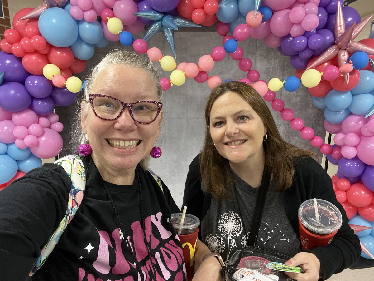 146reads1's tweet image. We are in our teacher era at the #sparksummit thanks to @nadinegilkison and her amazing Swifties!
FYI- I am not calming down and I am going to be so productive today!