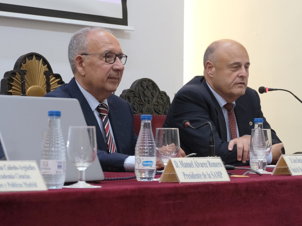 Ateneo de Sevilla tweet media