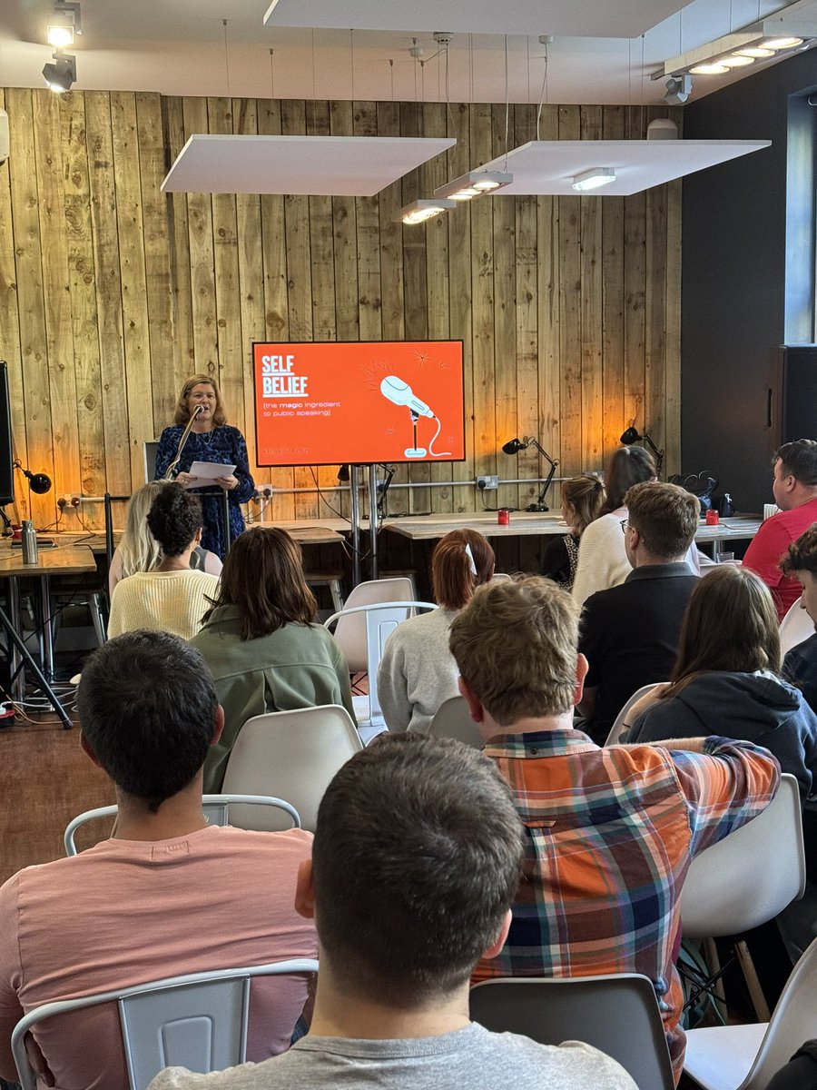 Design Swansea tweet media