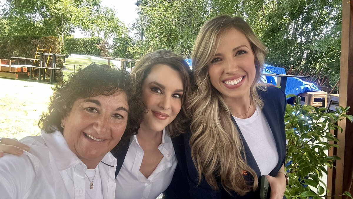 elegasolina's tweet photo. Presentación operativo @rtve para @EURO2024 @Paris2024 a 50 días cita olímpica con presencia @almacor_ @JazzDavidPastor #queganas @La1_tve @la2_tve @teledeporte @rne @rtveplay #veranodeportivogratis https://t.co/EfkZuk2LG1