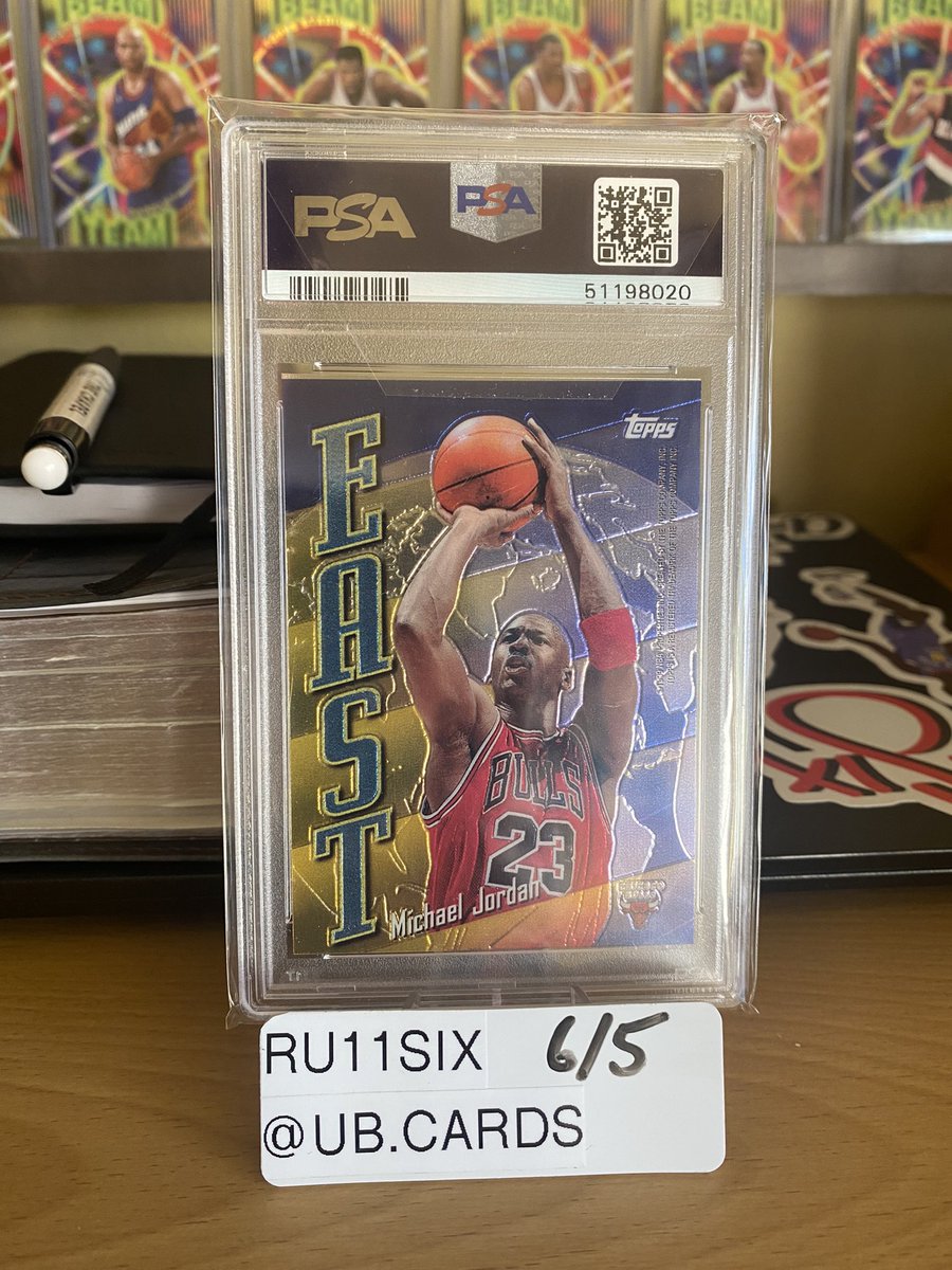 ubcards's tweet photo. @Official_DLAB Kobe/MJ $450 &amp; Kareem $400 https://t.co/lxMVaZq1ii