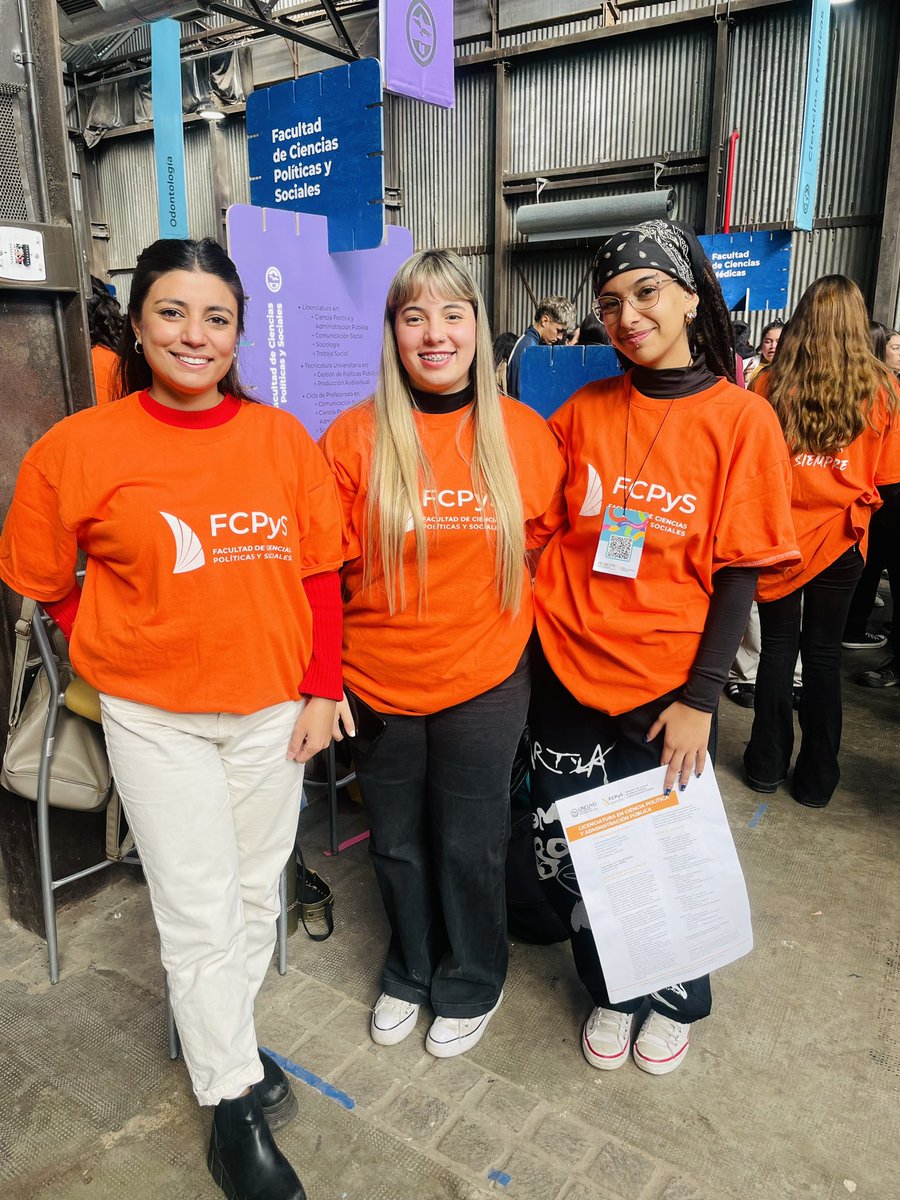 Encantada de ser parte de la FCPyS 🤍
