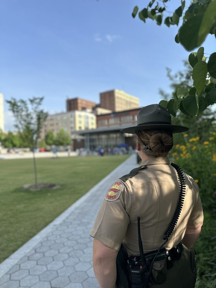 THPChattanooga's tweet photo. Troopers were recently in downtown Chattanooga to provide extra 👀 on different public events. Visibility is crucial in many professions, especially this one. It helps build relationships, establish credibility, and can open up opportunities for growth and advancement. #jointhp https://t.co/lWSTaCQmTr
