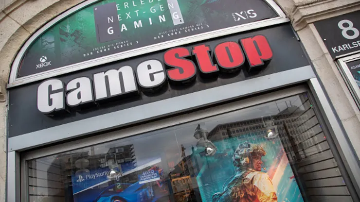 KobeissiLetter's tweet photo. BREAKING: GameStop, $GME, short sellers have lost $1.1 billion today, per @KobeissiLetter calculations. https://t.co/xNlfqcElC5