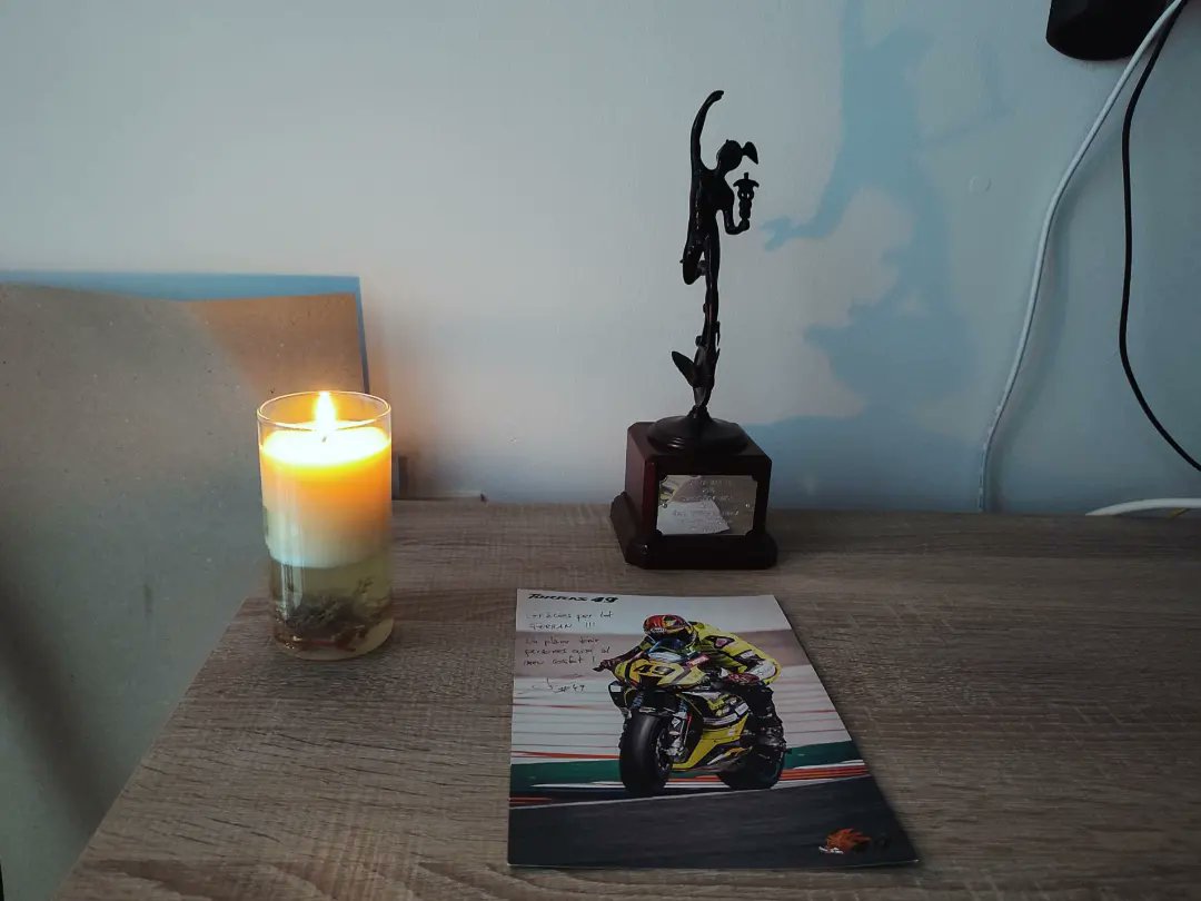 FSApistola's tweet photo. 365 dies en que un missatge al WhatsApp em va fer entrar en shock
365 des de que varem conèixer la part cruel del paradís en primera persona
365 dies recordar-te

Raül Torras Martínez 💫💫

#IoMTT #RT49 #EternoRaül https://t.co/6rCzSrPqqC