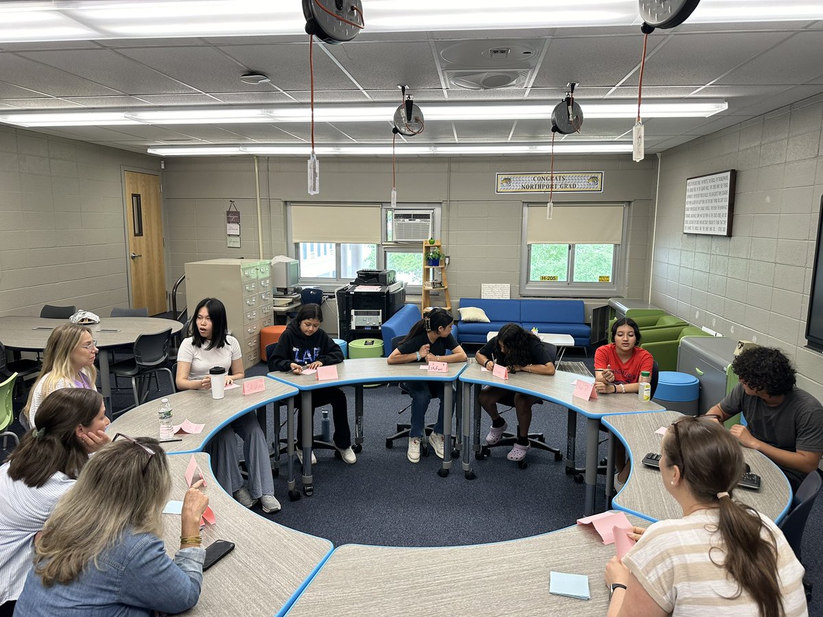 The ENL teachers <a href="/NPTigers/">Northport MS</a> <a href="/ENMSTIGERS/">East Northport MS</a> &amp; <a href="/Northport_HS/">Northport_HS</a> coordinated a great orientation for the incoming 9th grade #ELLs today. #makingconnections #SEL