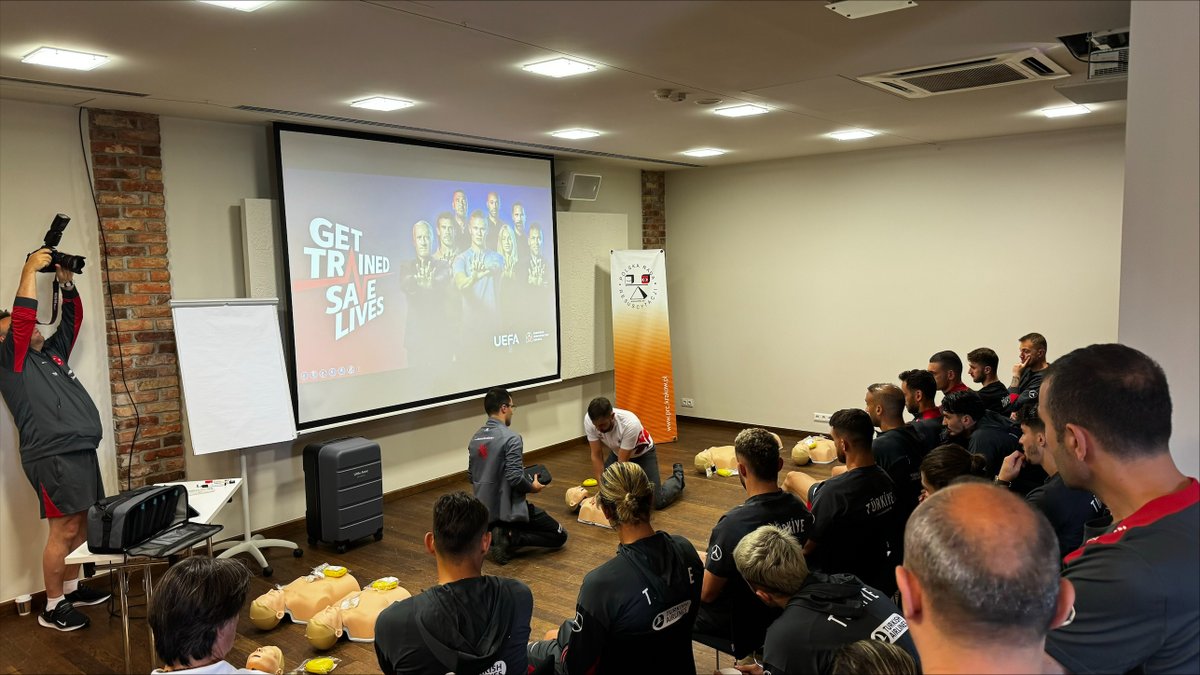PRC_resus's tweet photo. There is one more: the Turkish National Football Team took part in UEFA and European Resuscitation Council's "Get trained, save lives" campaign! 👍
BIG thank you to everybody involved!
@ERC_resus, @UEFA, @LaerdalMedical, @TFF_Org https://t.co/ArdeVpMJ7J