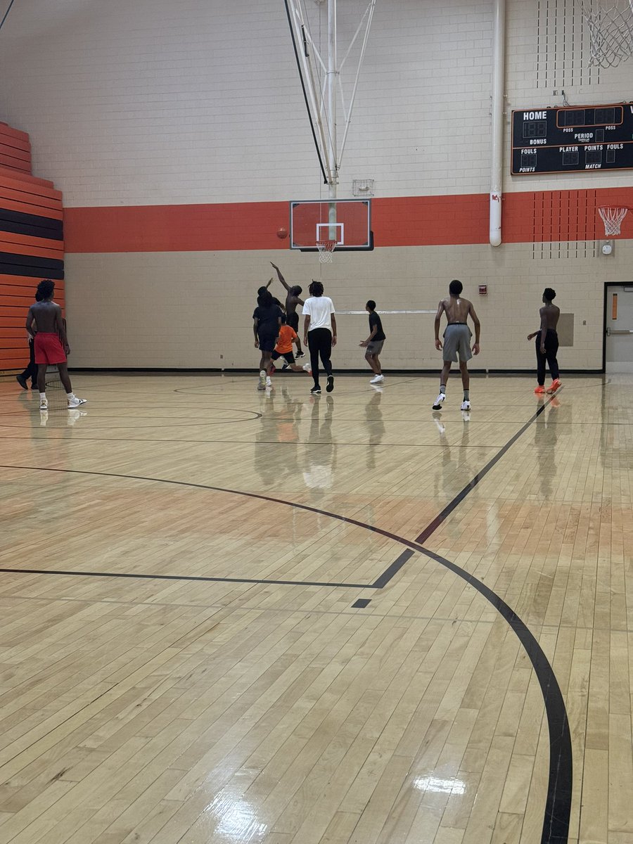 osseobasketball's tweet photo. We had a very successful 3 day camp this past week. We saw a lot of potential in our young athletes. We are very excited for the upcoming 24-25’ basketball season! https://t.co/rLiuMSiY7v