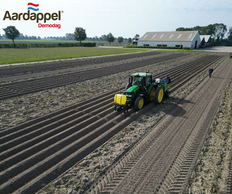 Goed nieuws vanuit Westmaas! 🌱🥔De proefvelden zijn eindelijk droog genoeg om te poten voor de Aardappeldemodag. We kijken uit naar een succesvol groeiseizoen! Benieuwd naar de resultaten? Deze zijn te zien op 21 augustus. #Aardappeldemodag #Westmaas #Proefvelden