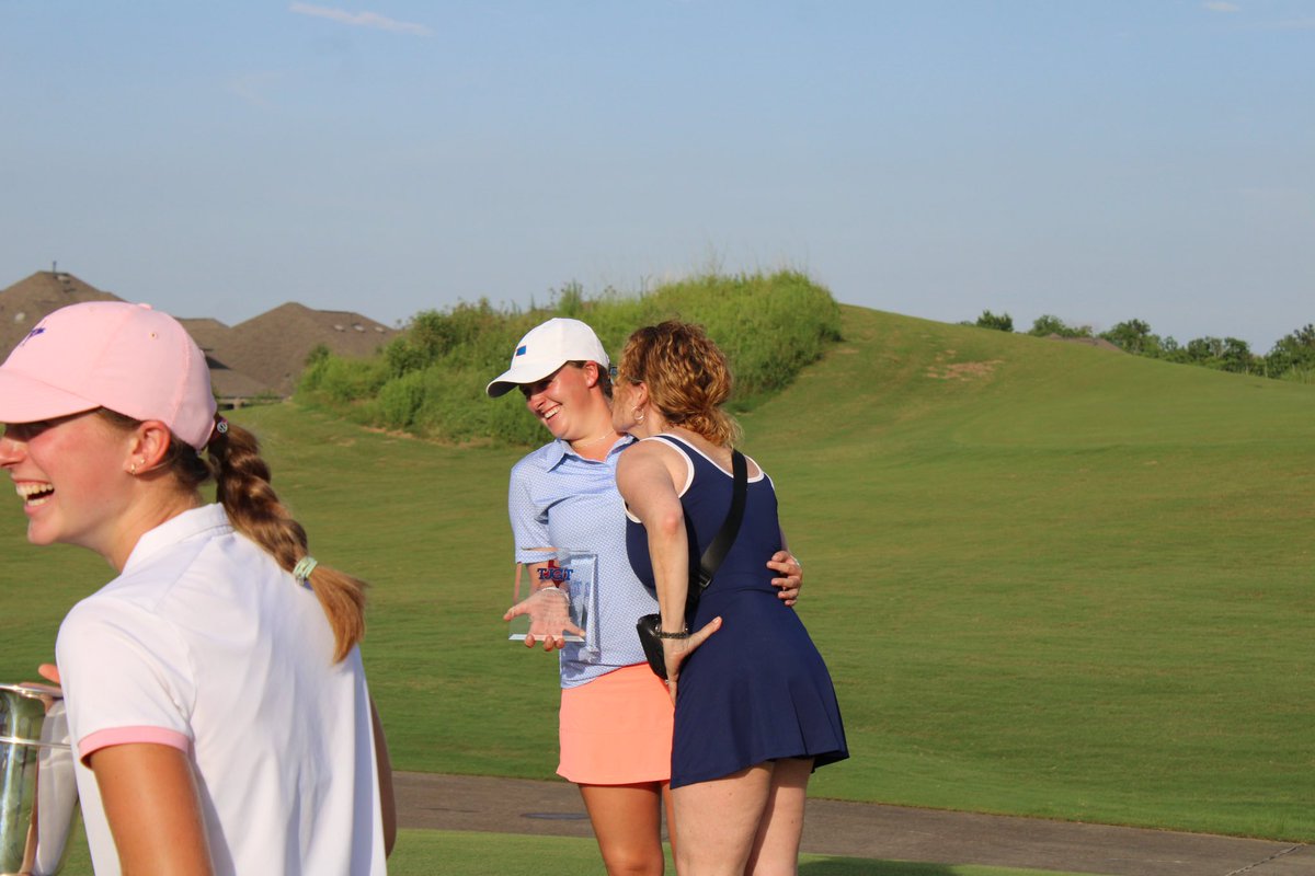 Grace Hall tweet media