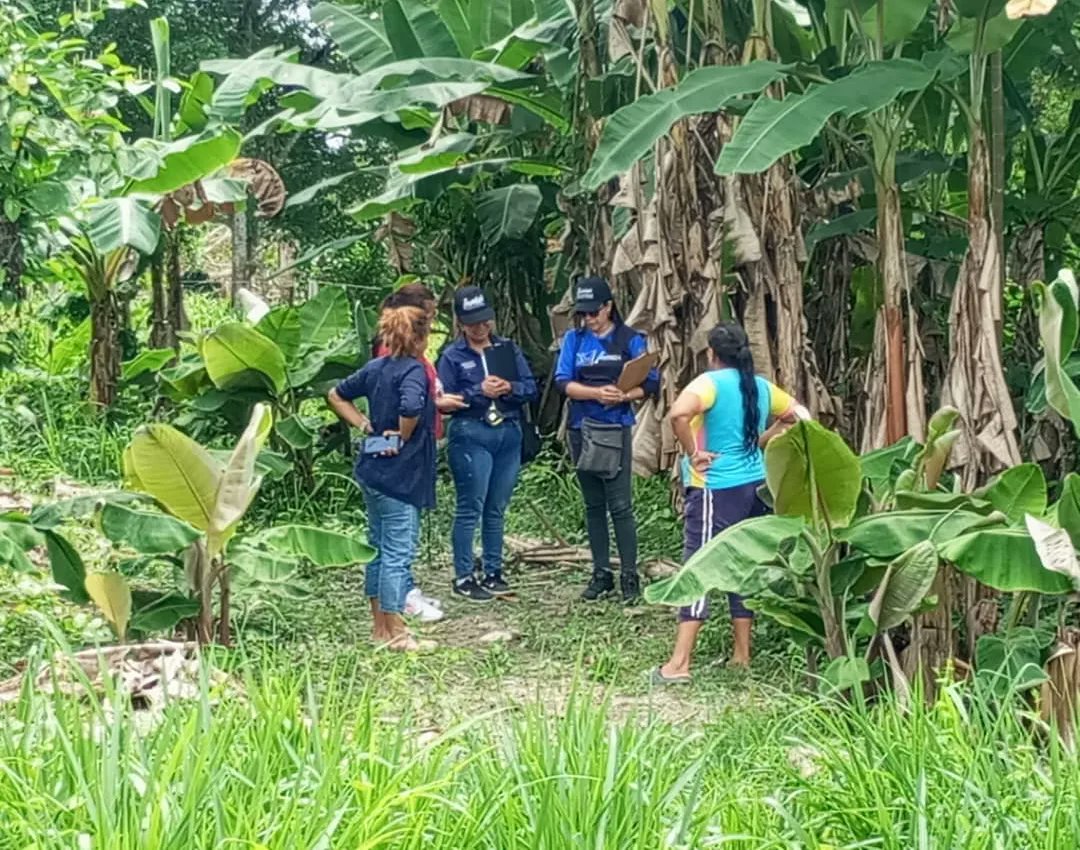 inmivimerida's tweet photo. Funcionarios del Inmivi realizaron inspección al terreno perteneciente a los Consejos Comunales Tierras Nuestras y San Isidro, El Camellón de los Jiménez, municipio Obispo Ramos de Lora del Estado Mérida, para construcción de Módulo Escolar.
Gracias al gobernador @JEHYSONGUZMAN https://t.co/sG2SEDuox9