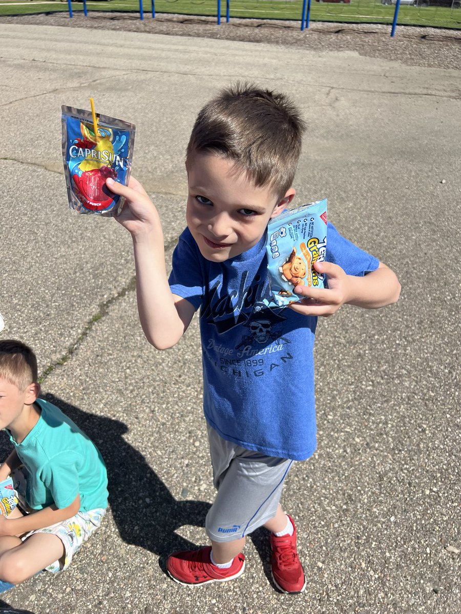 Snack and juice boxes in the beautiful sunshine!