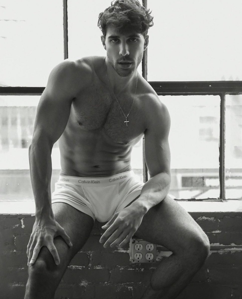 𝐈𝐠𝐧𝐚𝐳𝐢𝐨 𝐇𝐚𝐥𝐞 (@prodigussadist) on Twitter photo 