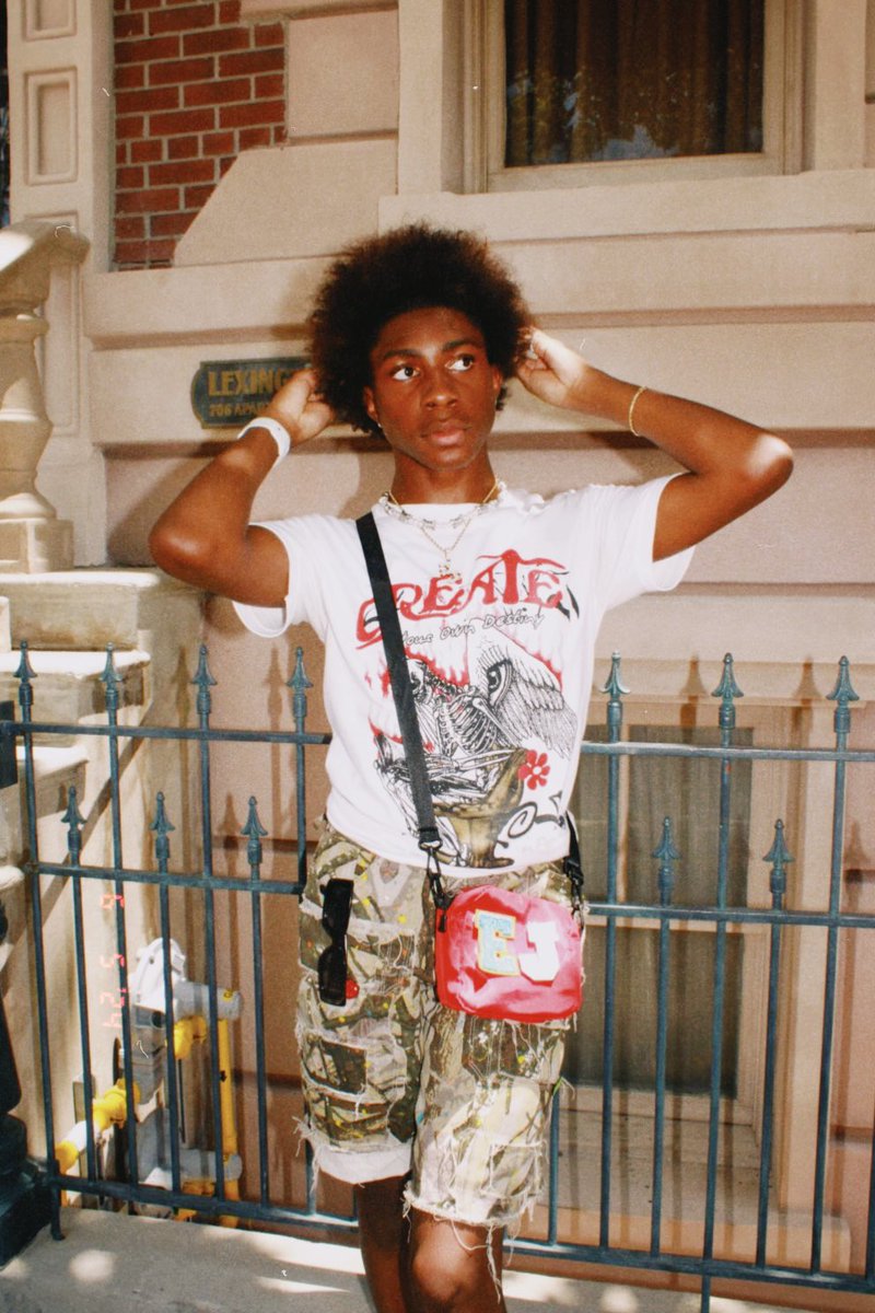 rawlilscorpio's tweet image. #gradbash 🦇