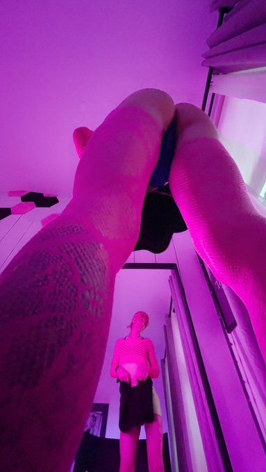 A look up my skirt 🫣 #femboy #sissy #booty https://t.co/iCtk3sezym<a href="/tag/femboy"class="tags">#femboy</a><a href="/tag/sissy"class="tags">#sissy</a><a href="/tag/booty"class="tags">#booty</a>