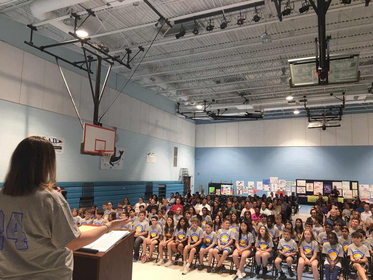 Marlton Elementary School LEAD Graduation today! Amazing accomplishment by our MES 5th graders, plus posters, essays, song, slideshow &amp; more. Thank you Officer Kinner &amp; ETPD for this important program! <a href="/EveshamSchool/">Evesham Township School District</a> <a href="/EveshamPD/">Evesham Police</a>