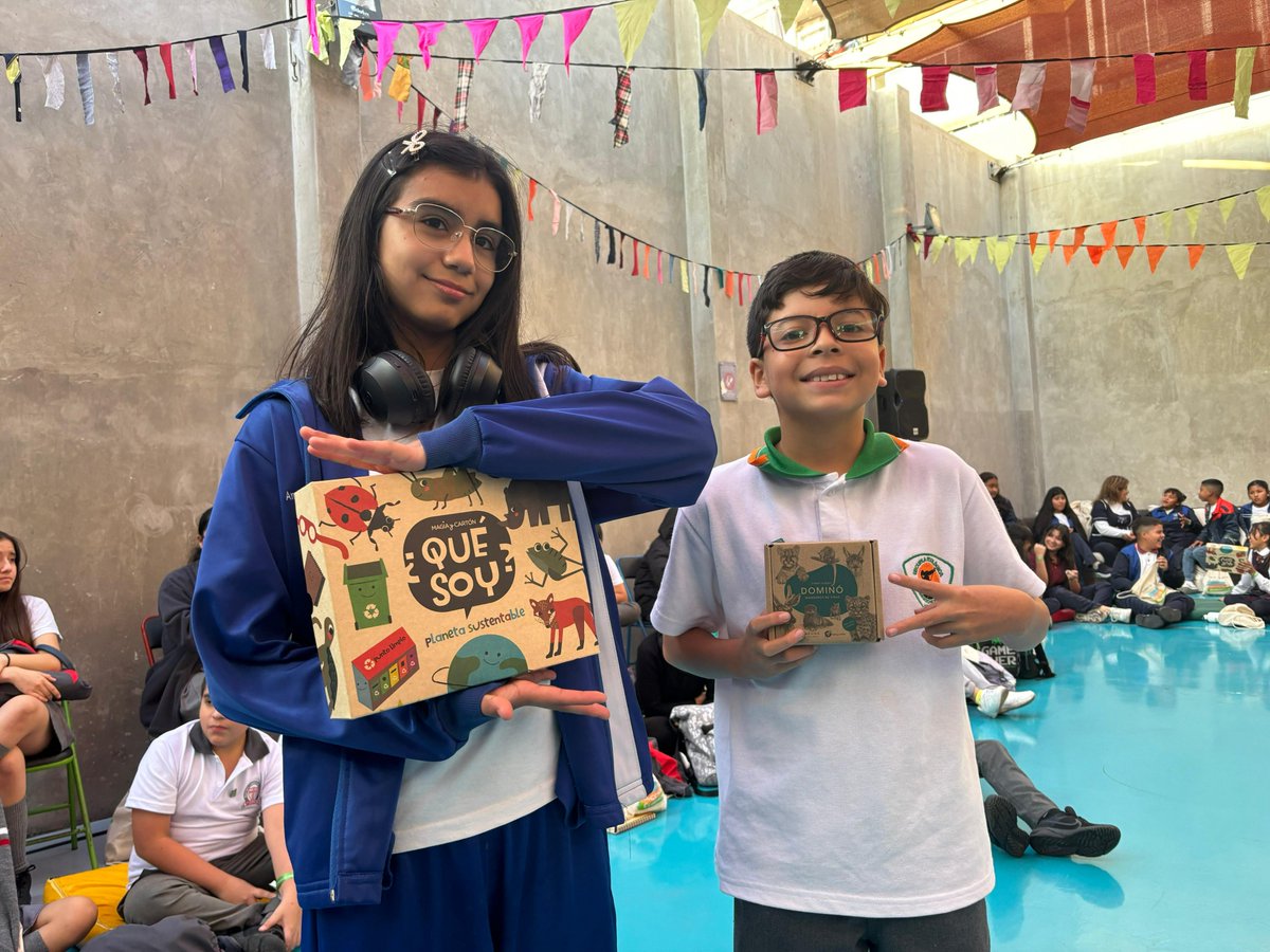 VerdicalCL's tweet photo. 176 estudiantes y 16 docentes asistieron a la segunda actividad del Programa de Acción Climática, una iniciativa de @bhp y Fundación Minera Escondida, ejecutada por Verdical. En esta oportunidad, nos acompañó @GaboTuitero, quien conversó con los alumnos sobre la crisis climática. https://t.co/tHAfNfJ6dc