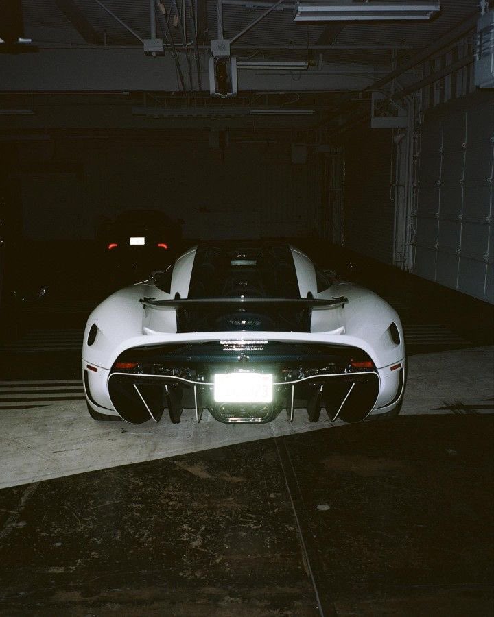 VINTAGE (@carsighting) on Twitter photo 