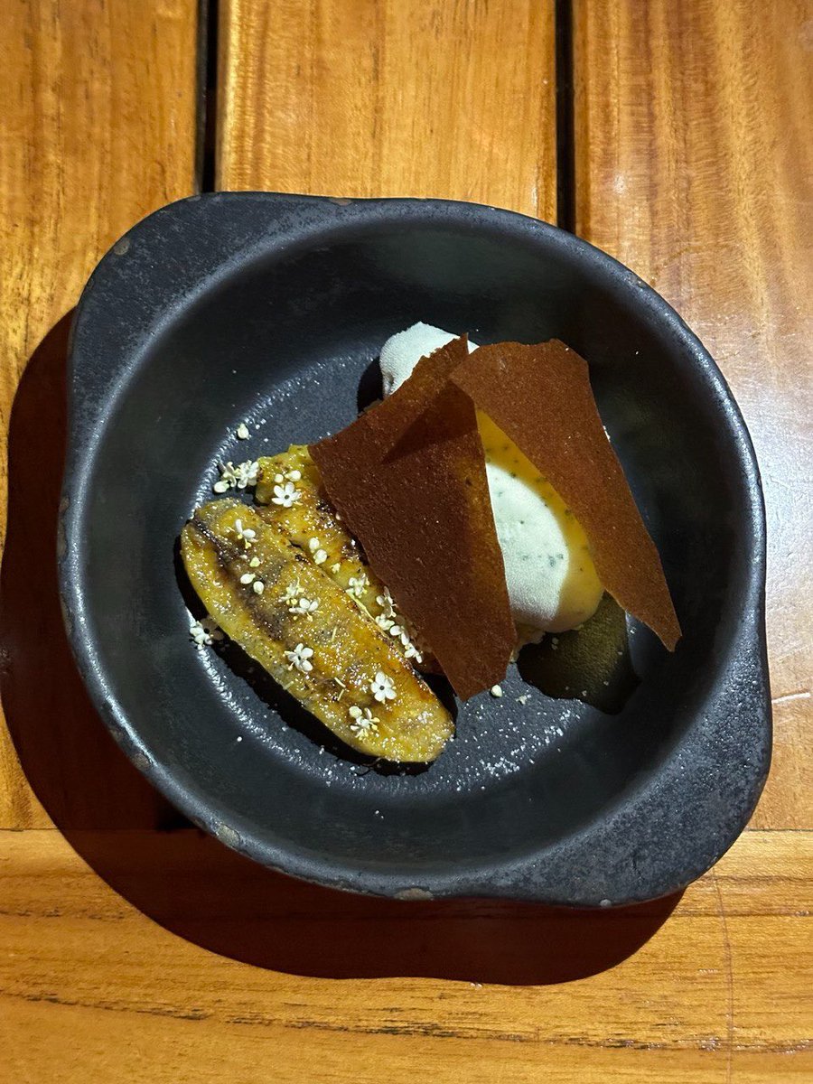 Food and Travel MX (@foodandtravelmx) on Twitter photo Para cerrar la vela, la chef pastelera Laura Rodriguez presentará un delicado mousse de requesón casero con un toque de guayaba. ¿Se te antoja? Experiencia gastronómica con maridaje $1,950 MXN por persona.
<a href="/FSMexico/">Four Seasons Mexico</a> Para cerrar la vela, la chef pastelera Laura Rodriguez presentará un delicado mousse de requesón casero con un toque de guayaba. ¿Se te antoja? Experiencia gastronómica con maridaje $1,950 MXN por persona.
<a href="/FSMexico/">Four Seasons Mexico</a>